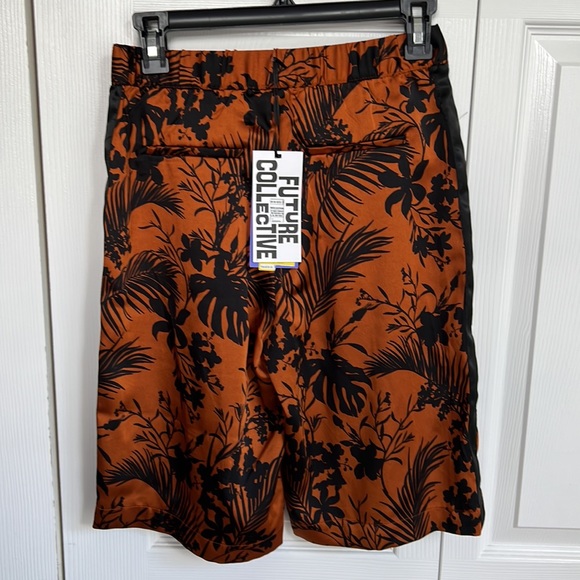 Bermuda shorts size XXS by Future Collective - Picture 3 of 4